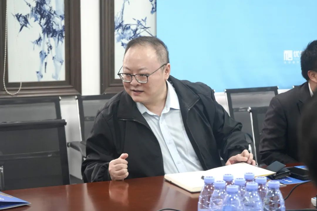 熱烈歡迎 | 湖北隨縣領導一行蒞臨優(yōu)信無限考察調(diào)研