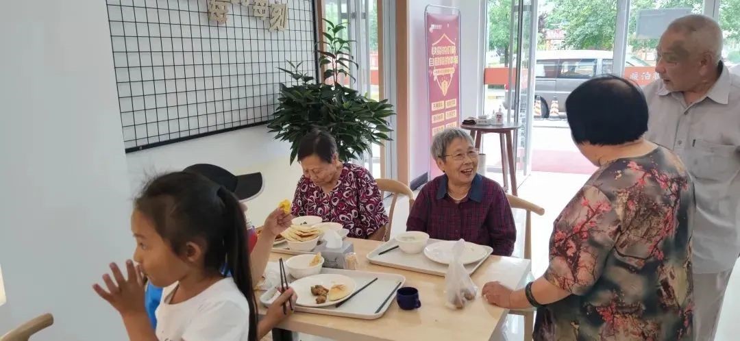 上海擬建多家智慧食堂？這家社區(qū)智慧食堂持續(xù)火爆 多家媒體報(bào)道！